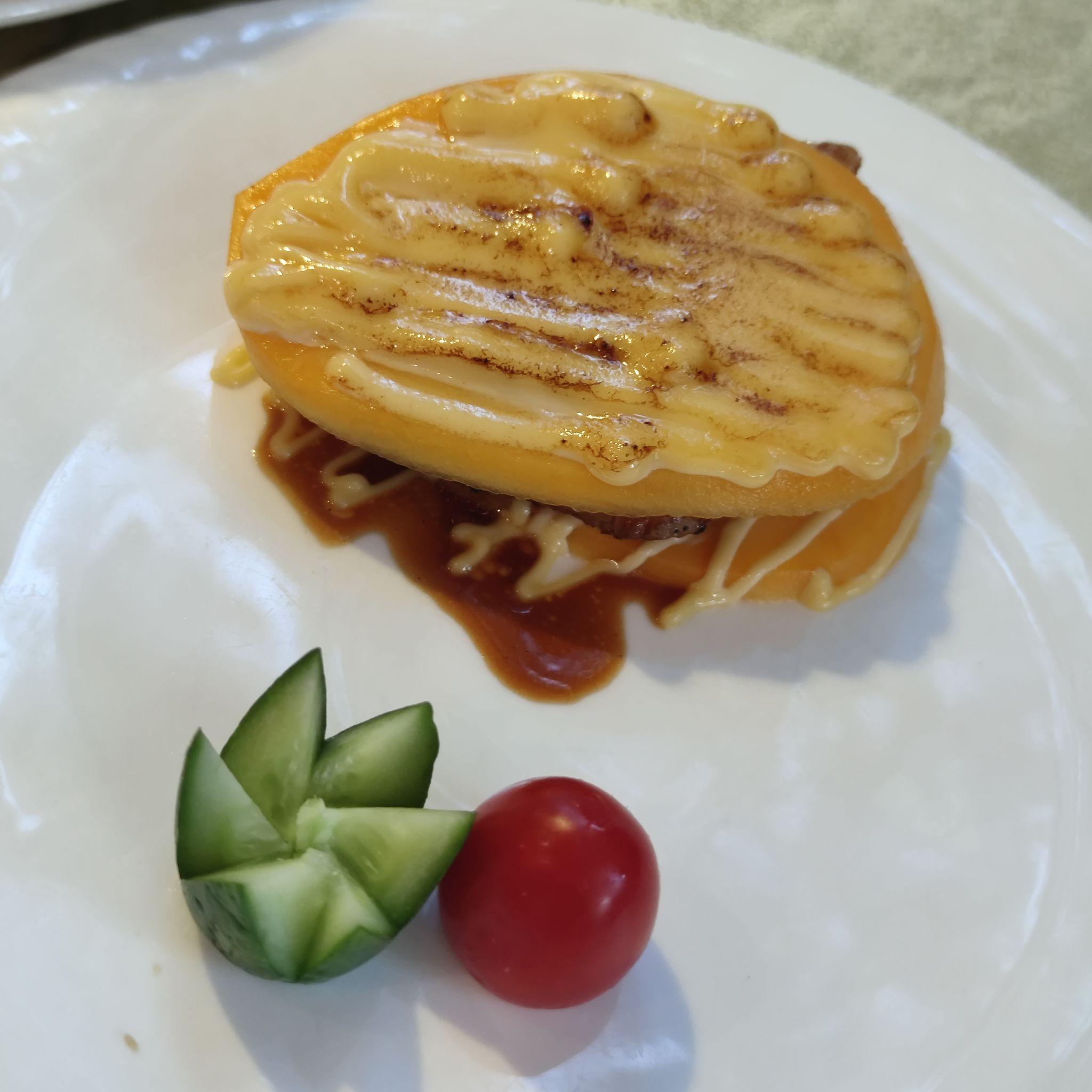 唐不甩新會中醫院惠民商塲金鰲巷路牌煉丹井盆允茶寮新會旋辒餐廳從