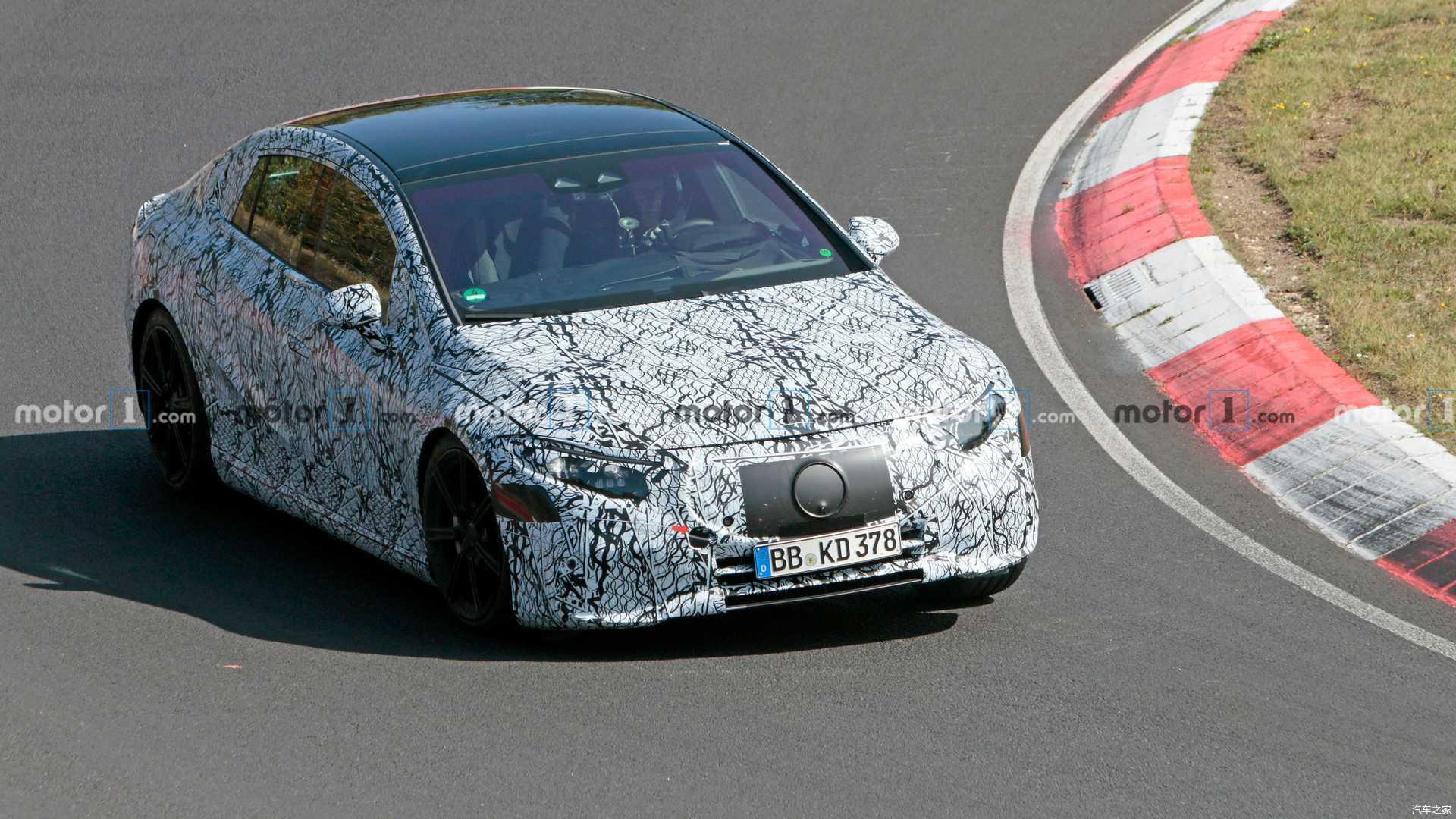 奔驰又发官方谍照啦还一口气放出三款车