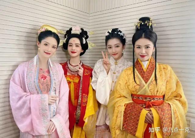 春晚收视来了迪丽热巴新疆舞撞上关机潮刘谦魔术夺得收视峰值