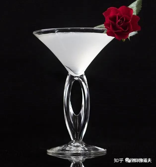 调酒师实战秘籍7——鸡尾酒的食用花卉指南