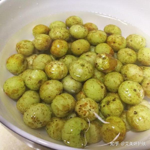 惠来人太会吃了!原来油柑还有这些功效,怪不得惠来姿娘个个生雅! - 知乎