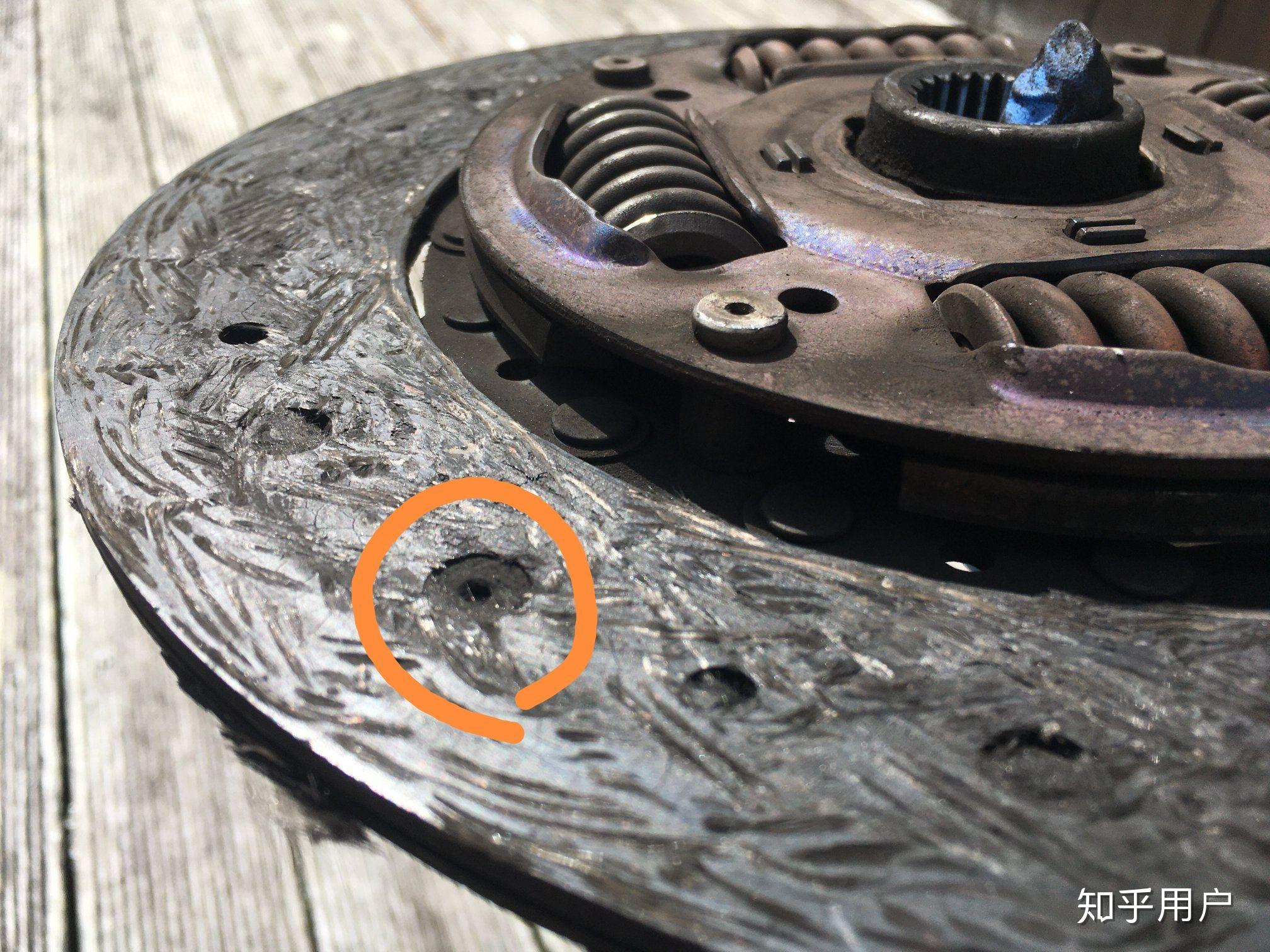 这个离合器片磨损算严重的吗?