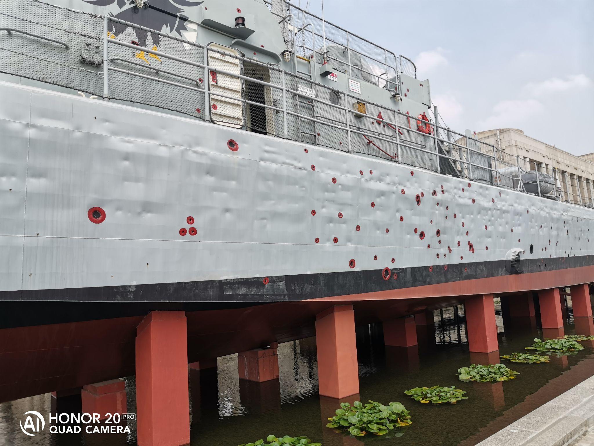 "虎头海雕"357号是韩国海军第二代pkm高速炮艇,于2002年第二次延坪