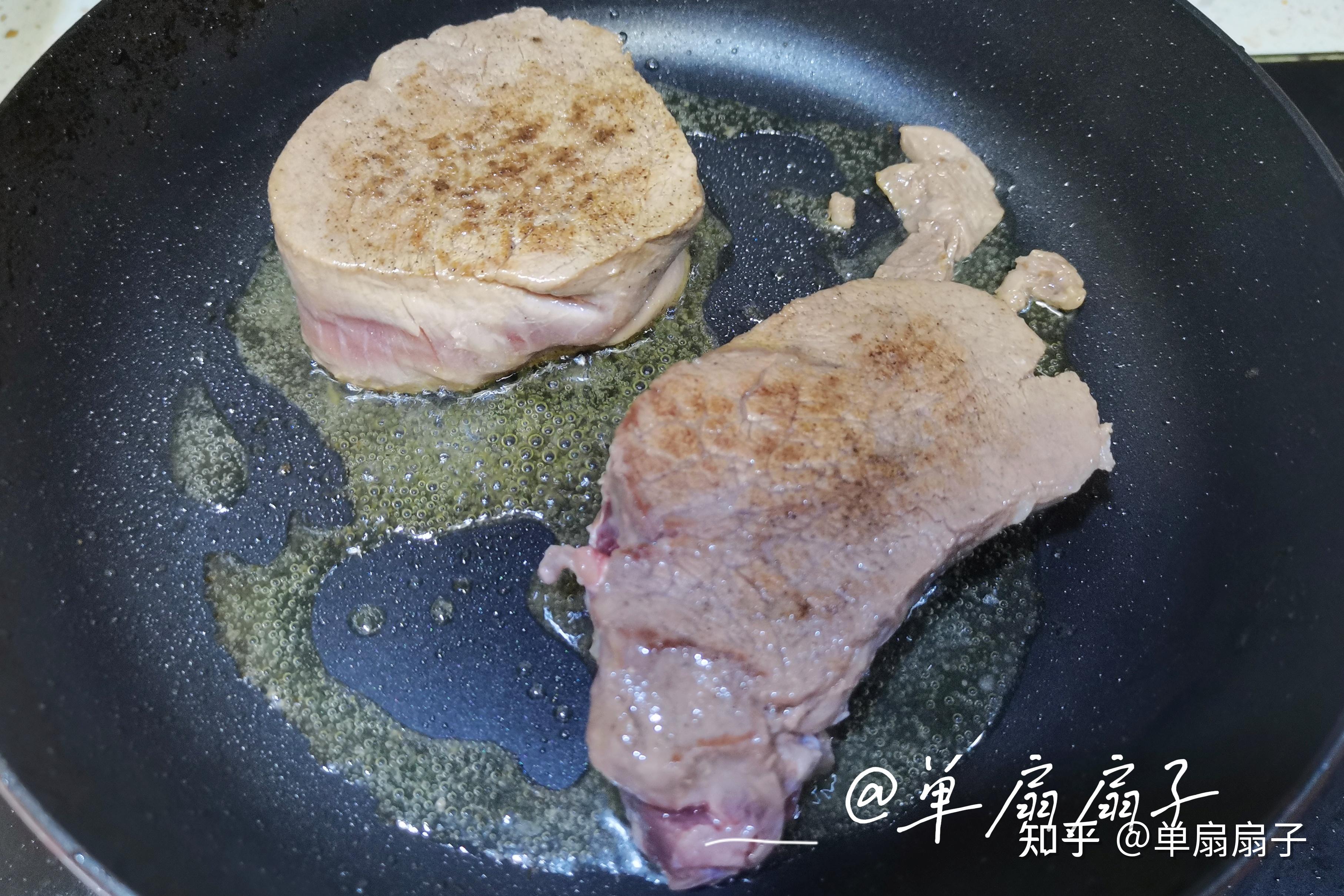 我用烤箱搞肉吃香嫩多汁的厚切菲力牛排