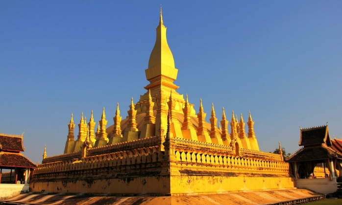 今夏到越南去看老挝