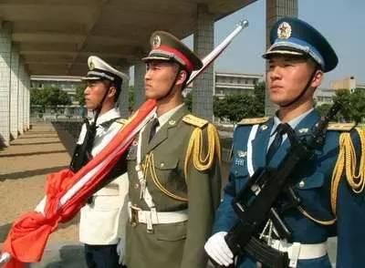什么时候叫中国人民解放军 v2-18baa93df7d22834e8a2bbb6b83992ad_b.jpg
