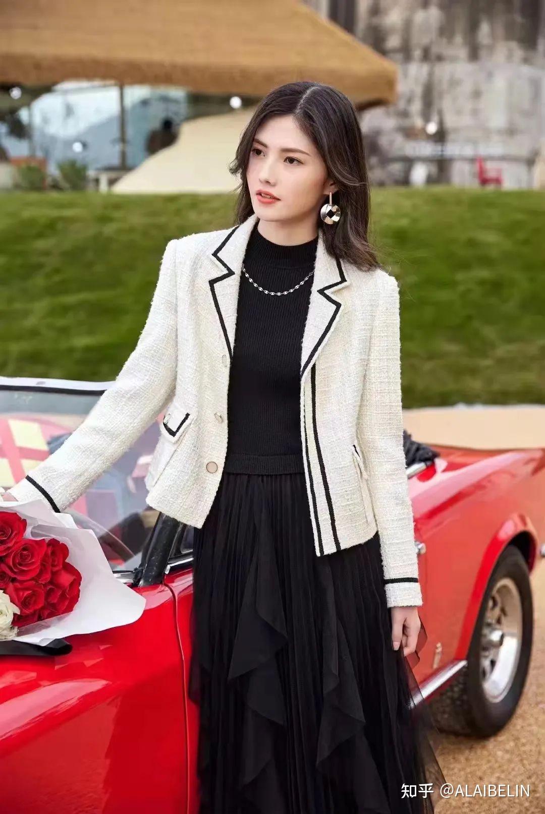 品牌折扣女装迪卡轩春装连衣裙穿搭