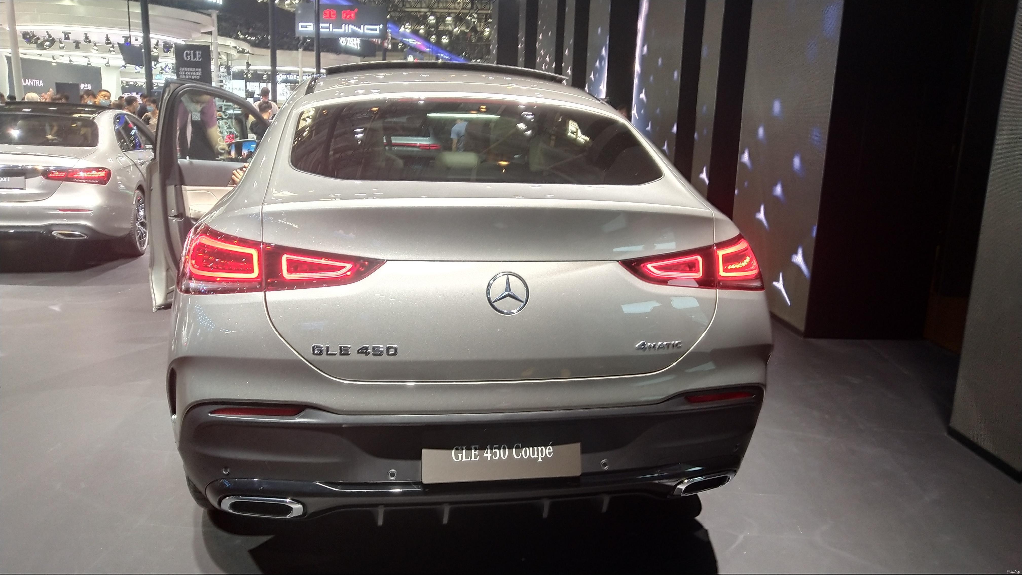 全新奔驰glecoupe亮相北京车展实车很运动