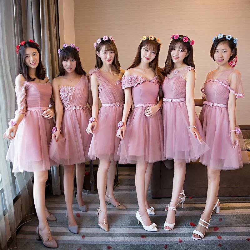 拍照好看的伴娘礼服