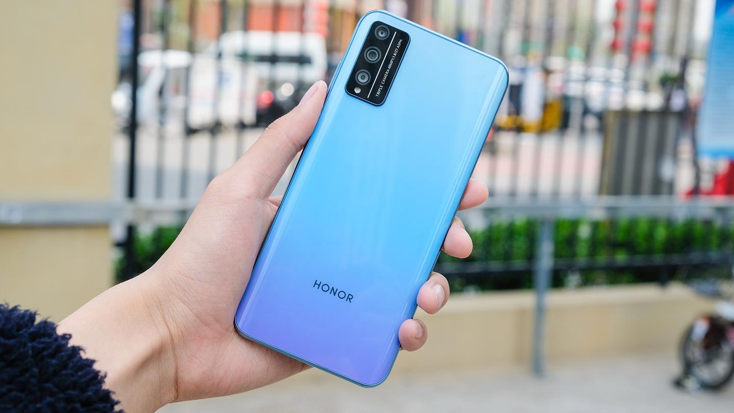 荣耀play4tpro最速测评麒麟8104800万ai超清三摄千元机典范