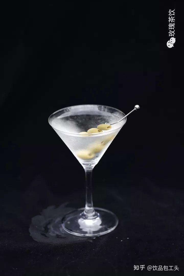 dry martine 鸡尾酒图片