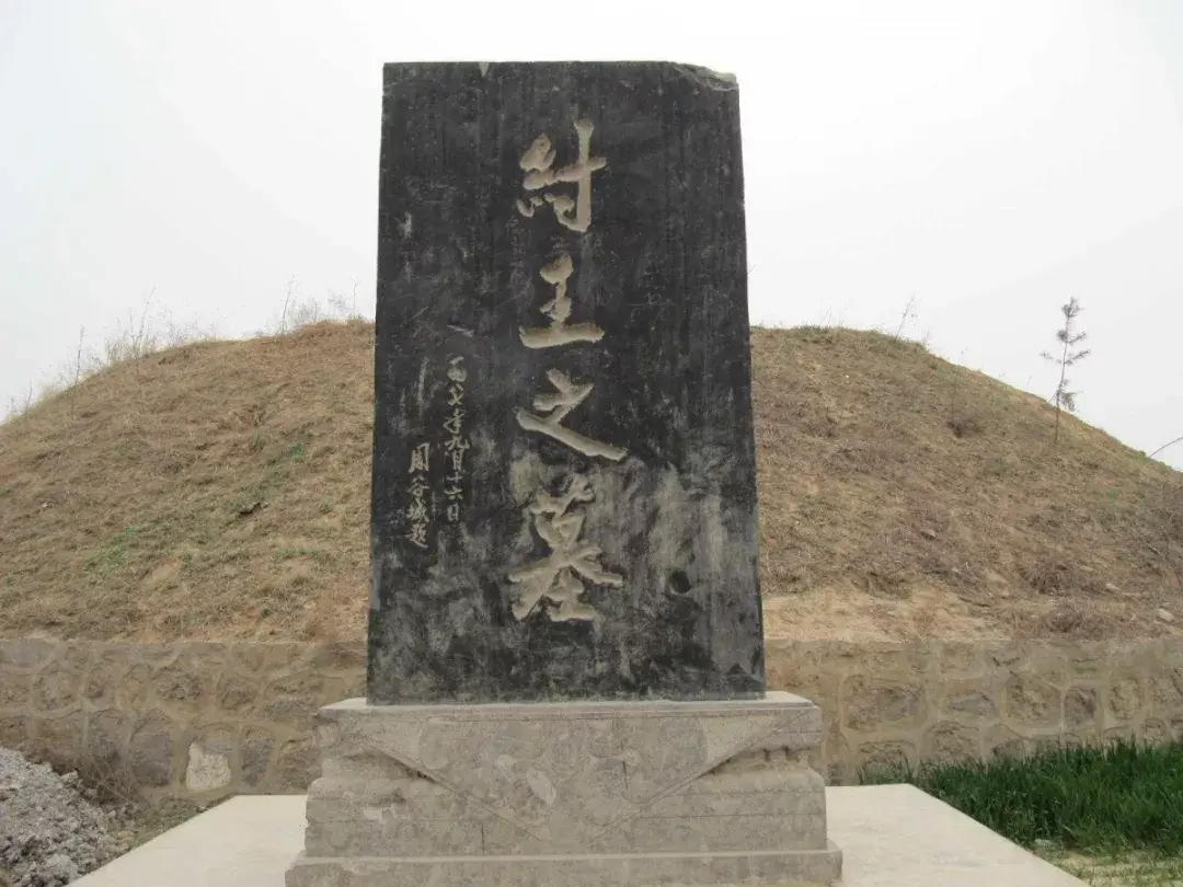 每况愈下,最终八百诸侯会孟津,纣王自缢摘星楼