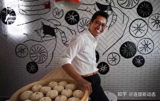 高材生立志发扬中国传统手艺这家包子店的老板童启华出生于浙江温岭