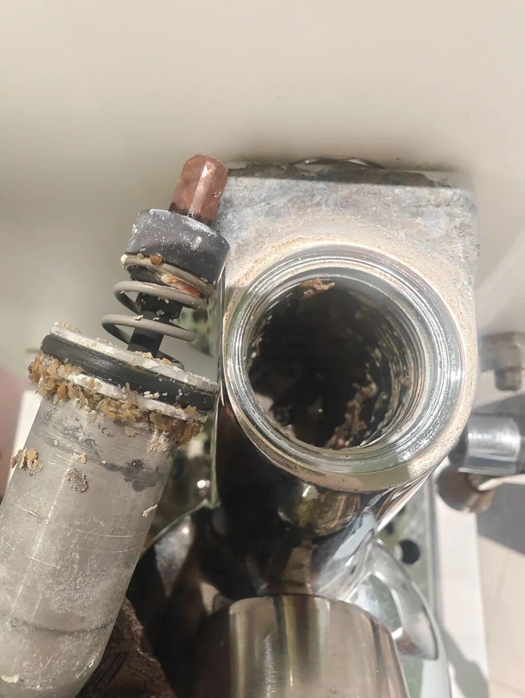 咖啡机水垢:别让看不见的脏东西,毁了你的咖啡与机器