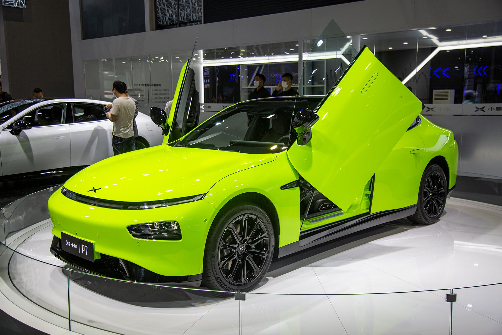 2020广州车展探车剪刀门展翅高飞小鹏p7鹏翼版实拍