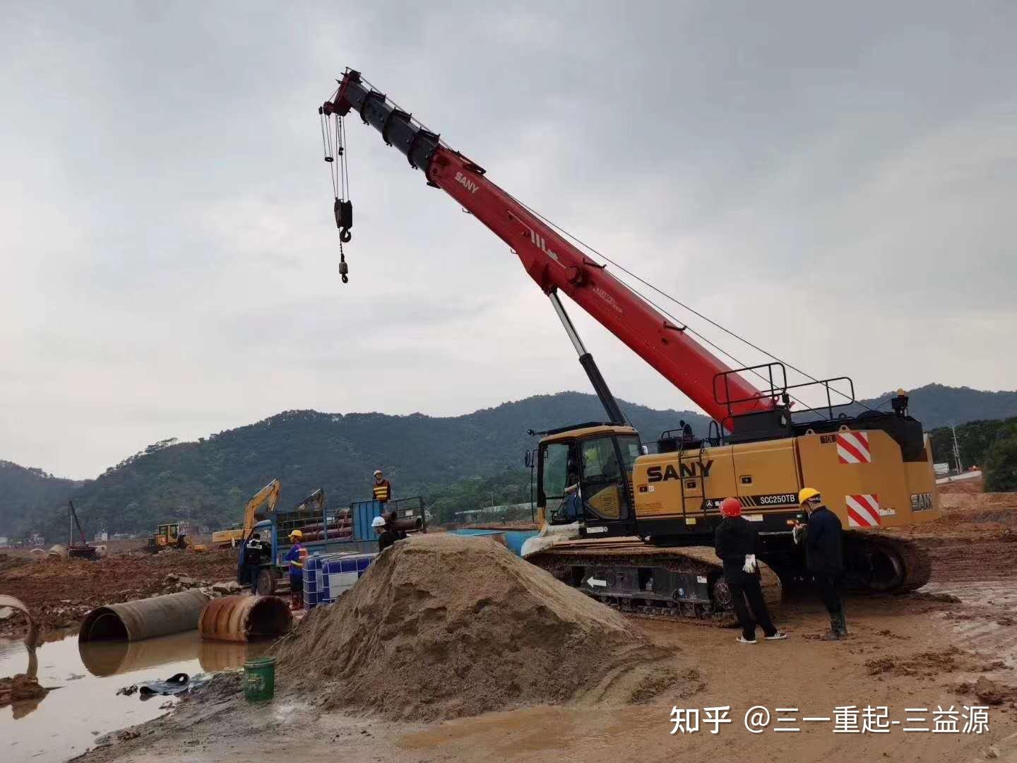 从施工案例看三一25t伸缩臂履带吊,附带伸缩臂履带吊图片 - 知乎