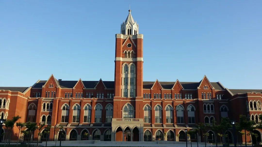 中国(天津)海河教育园区是全国智力资源最密集的园区之一拥有南开大学