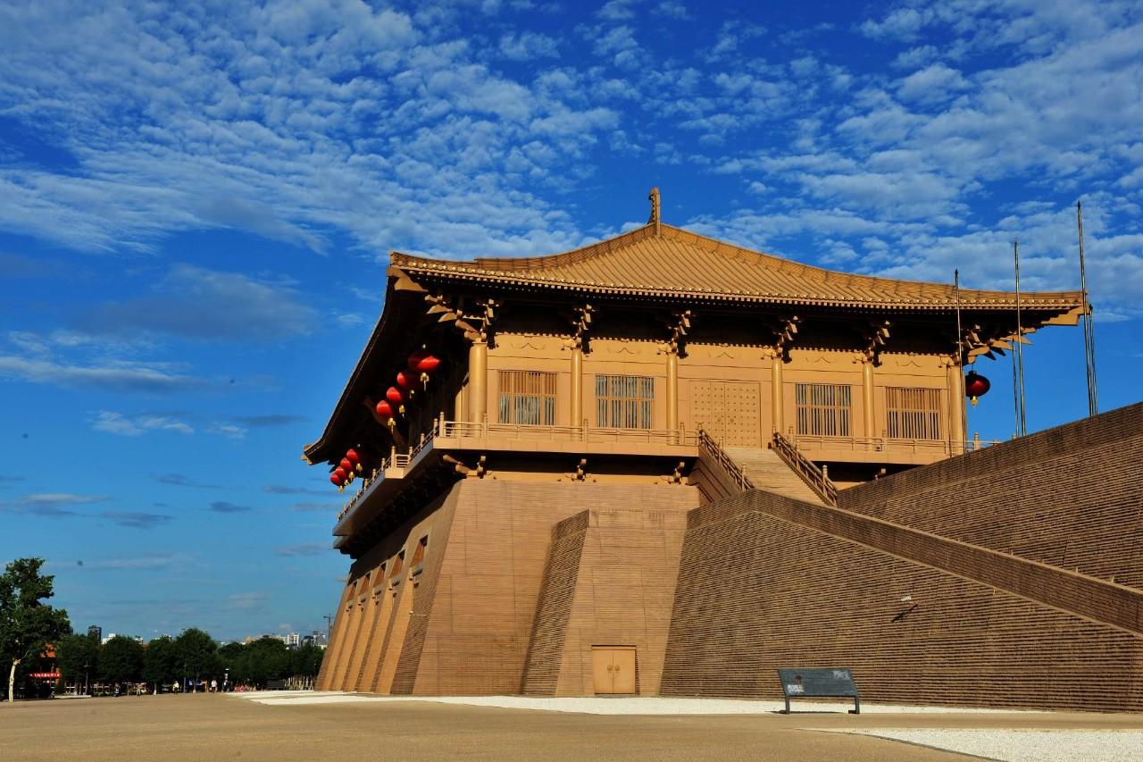 始建于唐太宗贞观八年(634年,原名永安宫,是唐长安城三座主要宫殿"