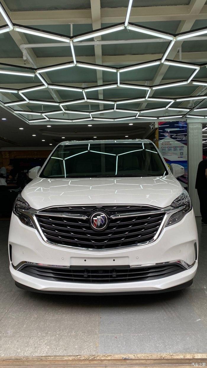 2020款别克gl8陆尊3399大白提车和全身车衣
