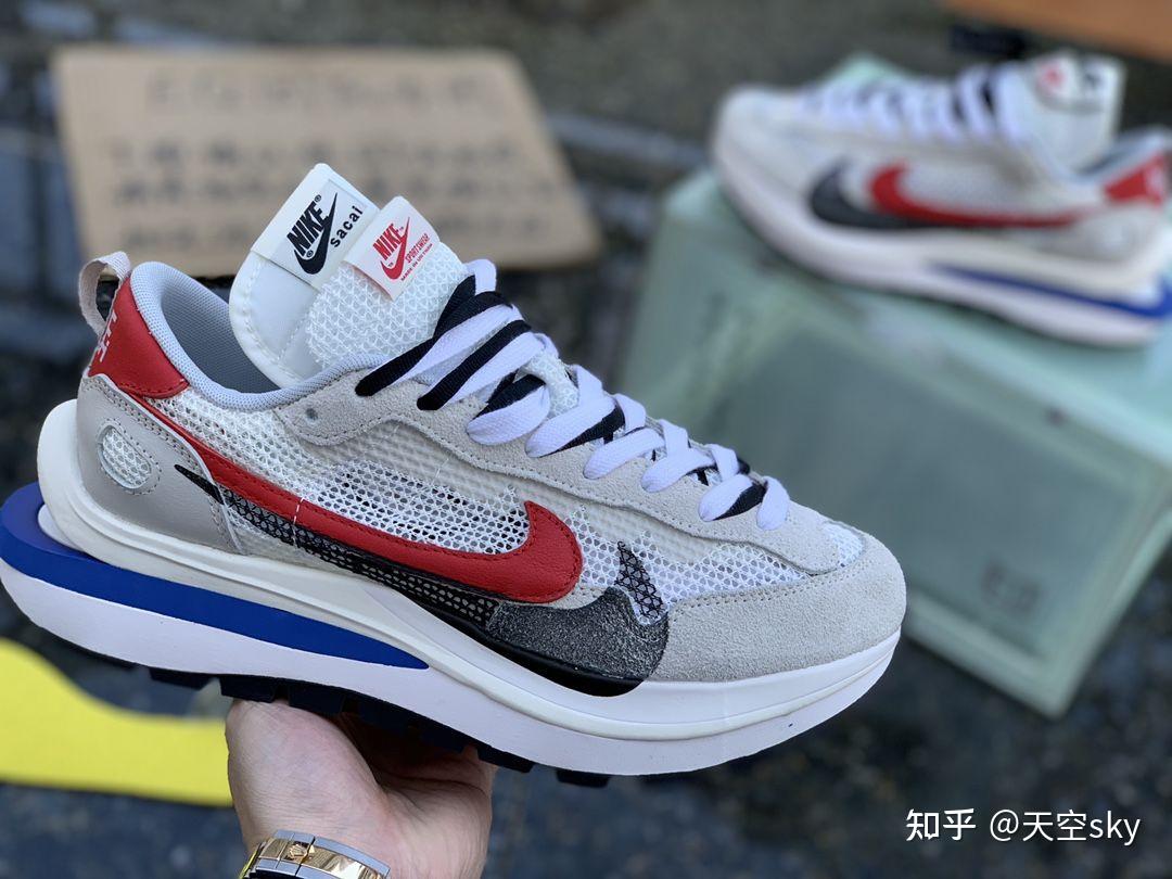 在开创未来之时,致敬过往同样重要,nike xsacai vaporwaffle正是为