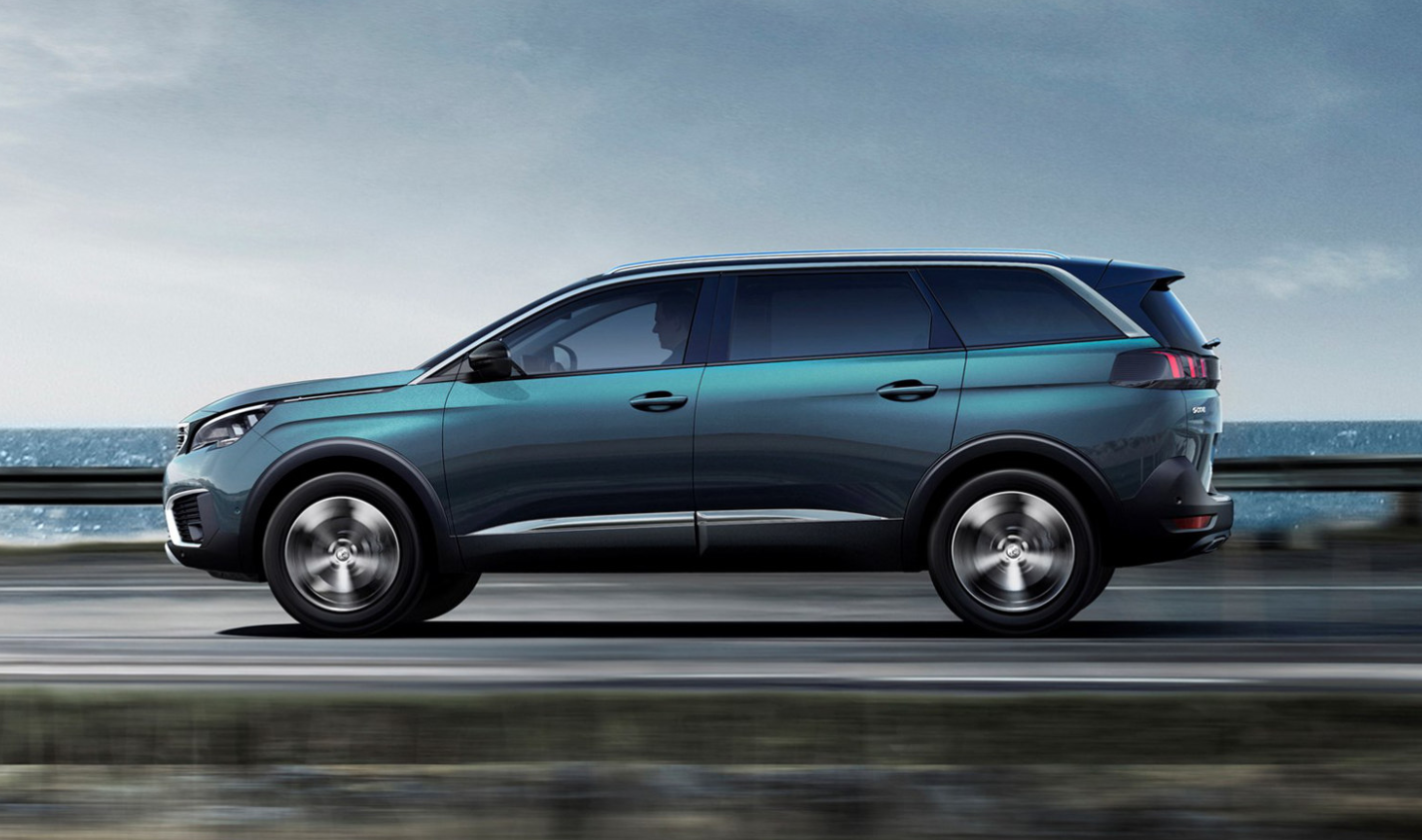 王者驾临这辆才开3年的标致5008gt最顶配卖15万值吗