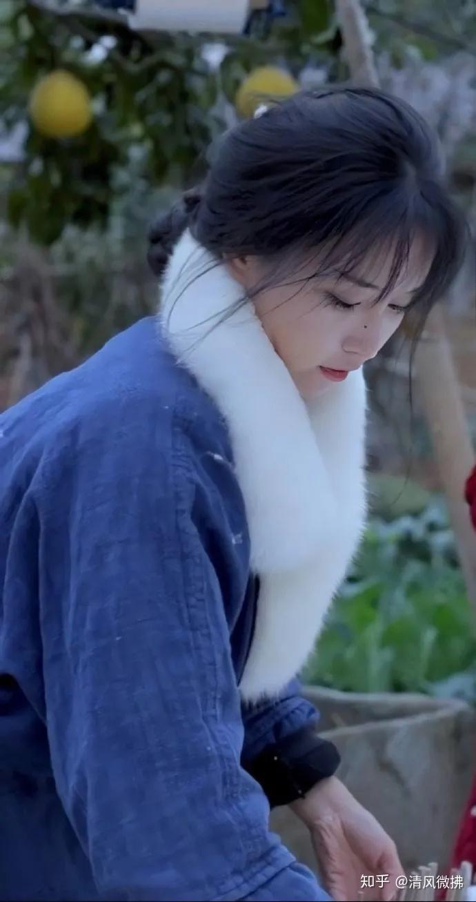 李子柒的衣服,太美了 - 知乎
