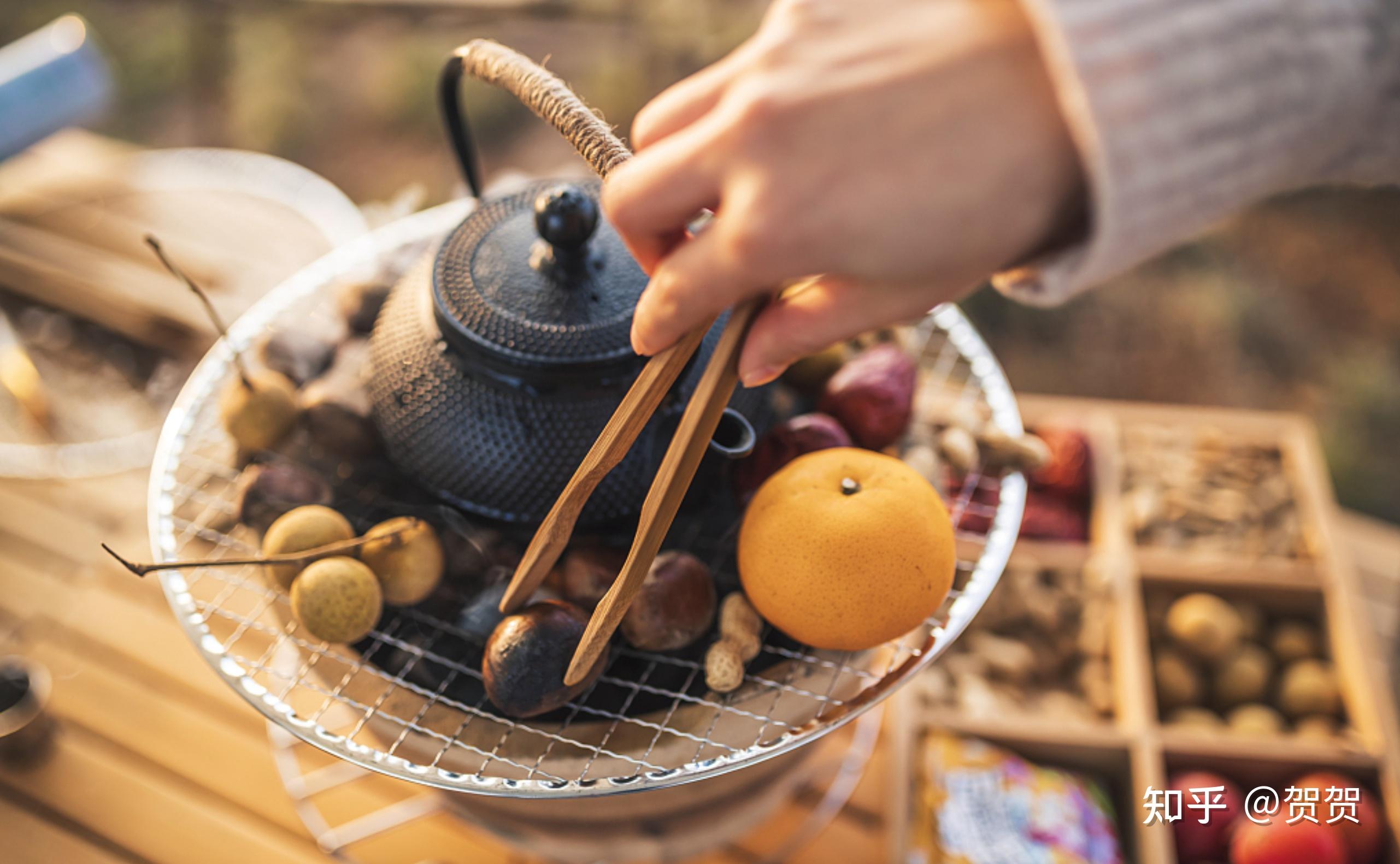 1,在室内宜选择电炉,酒精炉等作为煮茶炉灶(吃火锅