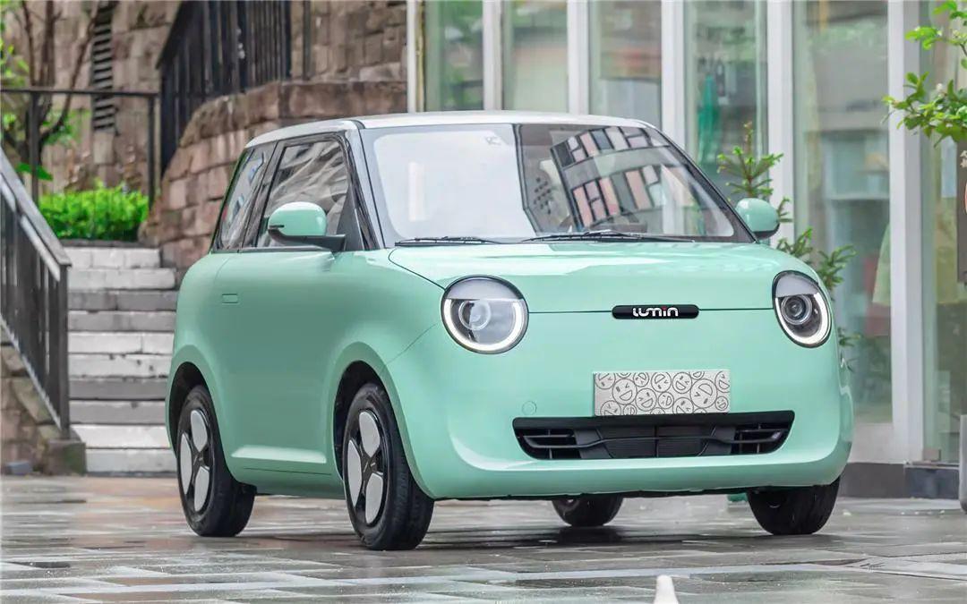 宝能版宏光miniev悠宝利a3首发吃不了肉也能喝口汤