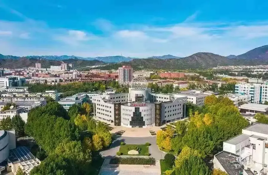 中国石油大学北京风景图片