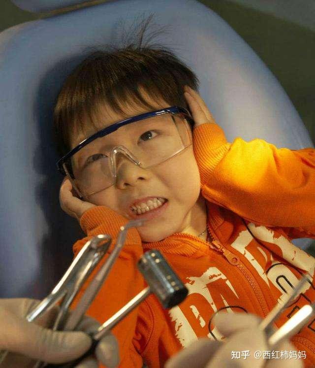 左右下颌骨不对称怎么矫正_左右下颌不对称_下颌左右不对称
