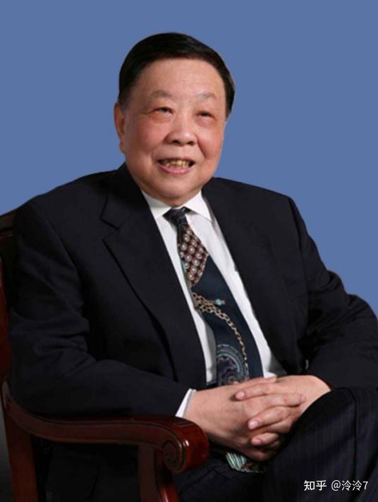 王越院士(1991年当选中国科学院院士,1994年当选中国工程院院士)