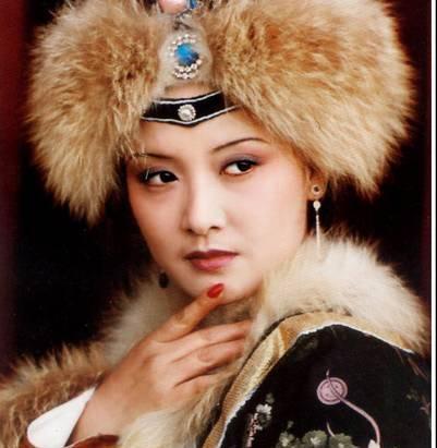 红楼梦王熙凤为何会得血山崩此事与贾蓉有关