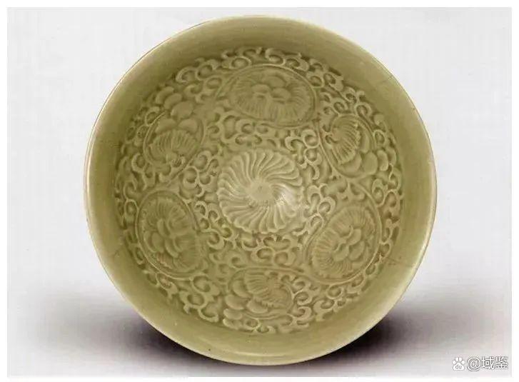 宋代名窯 耀州窯 青瓷 花卉紋碗 磁器 直徑23cm X23X13A