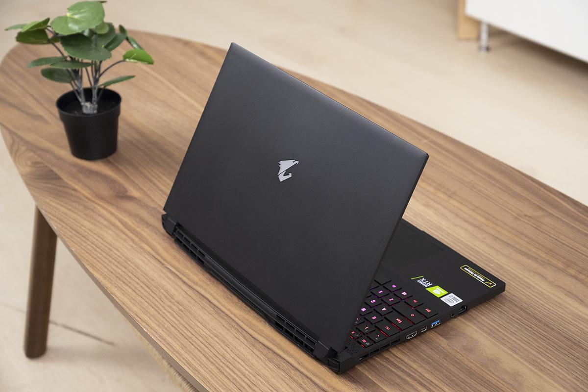 技嘉aorus15g游戏本测评十代酷睿与30系显卡的硬核