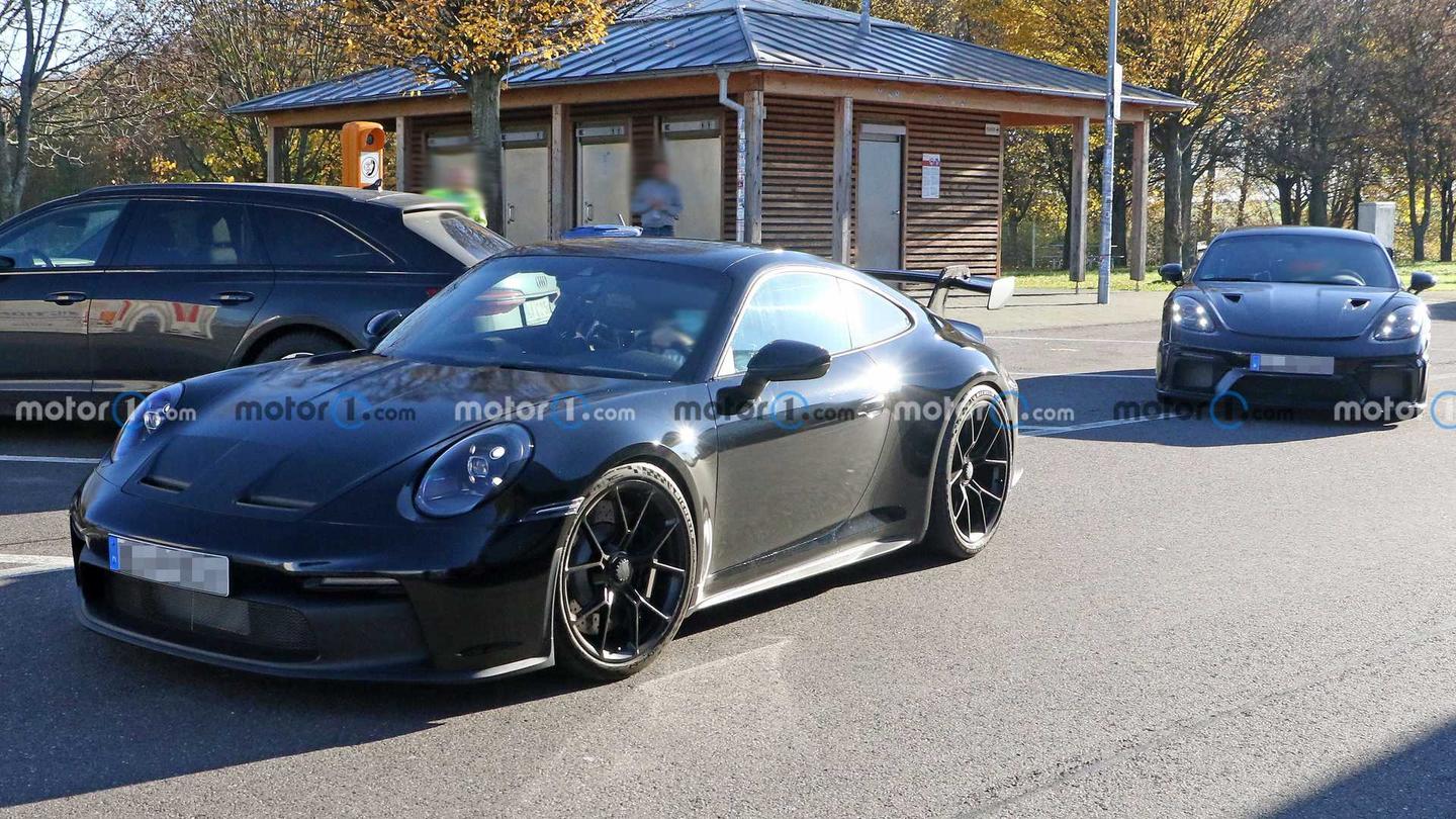 外形激进最强保时捷718谍照现身功率近500马力