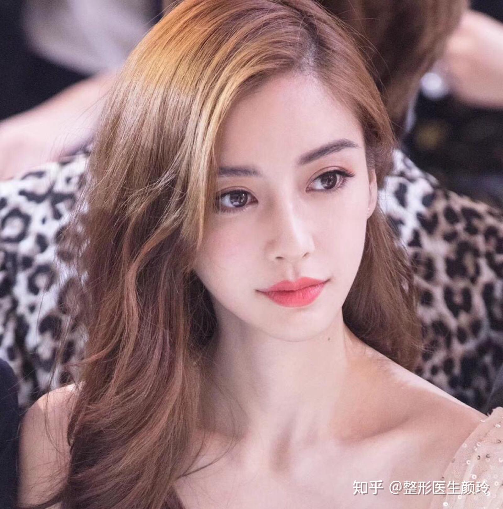 身体有s曲线鼻子有海鸥线