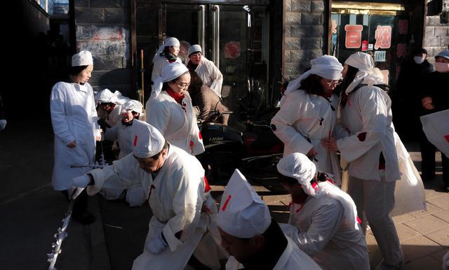 老人去世后子女们为什么要披麻戴孝