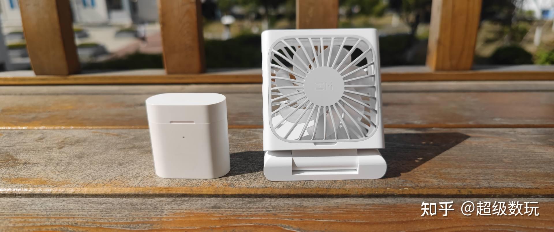 解放双手享受夏天紫米挂脖折叠风扇