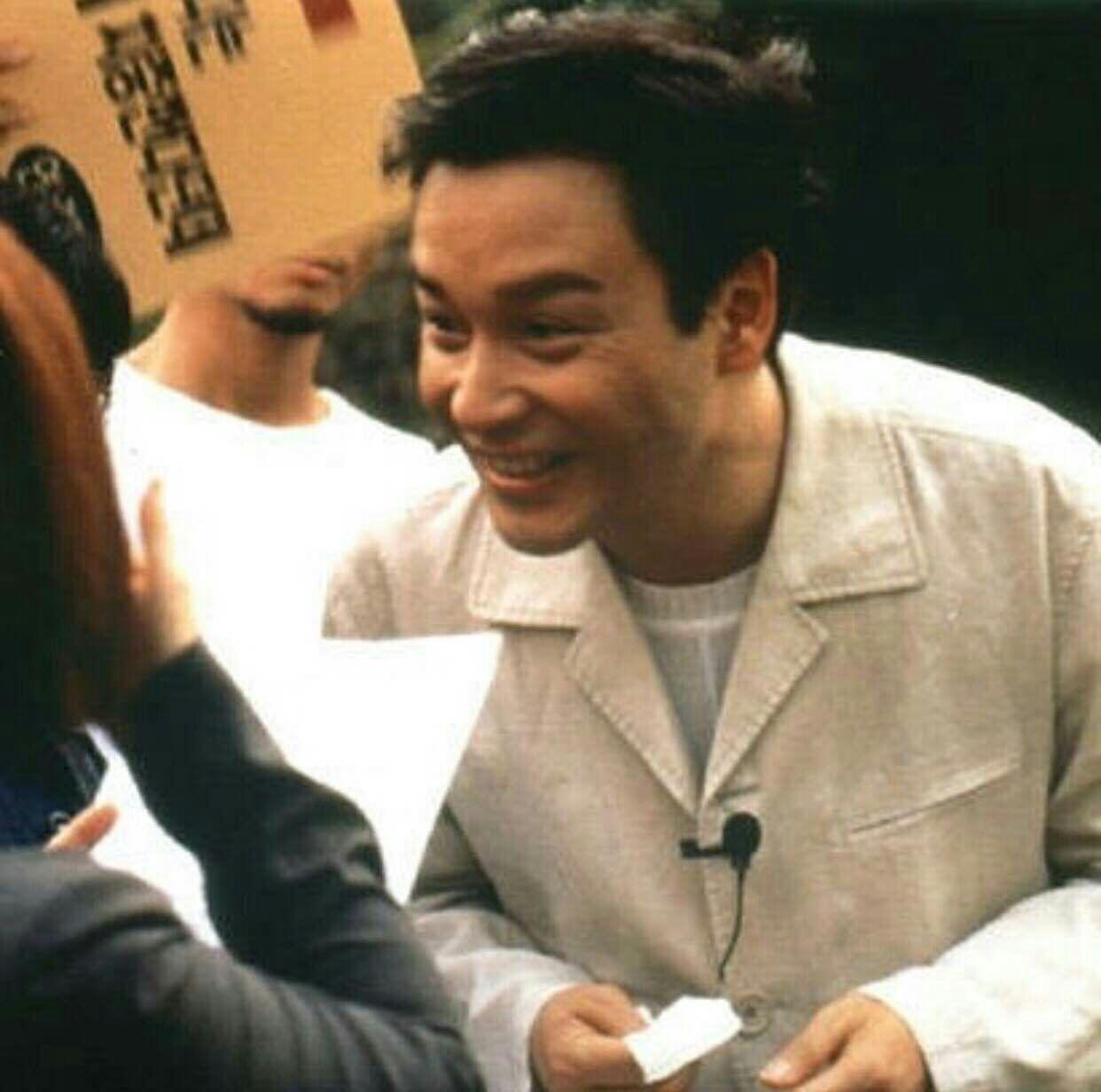 张国荣真的有那么帅吗?