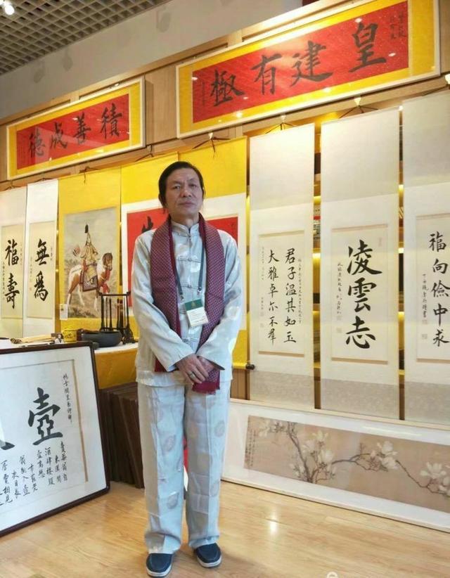 著名书法家李府钟中国双钩欧楷第一人