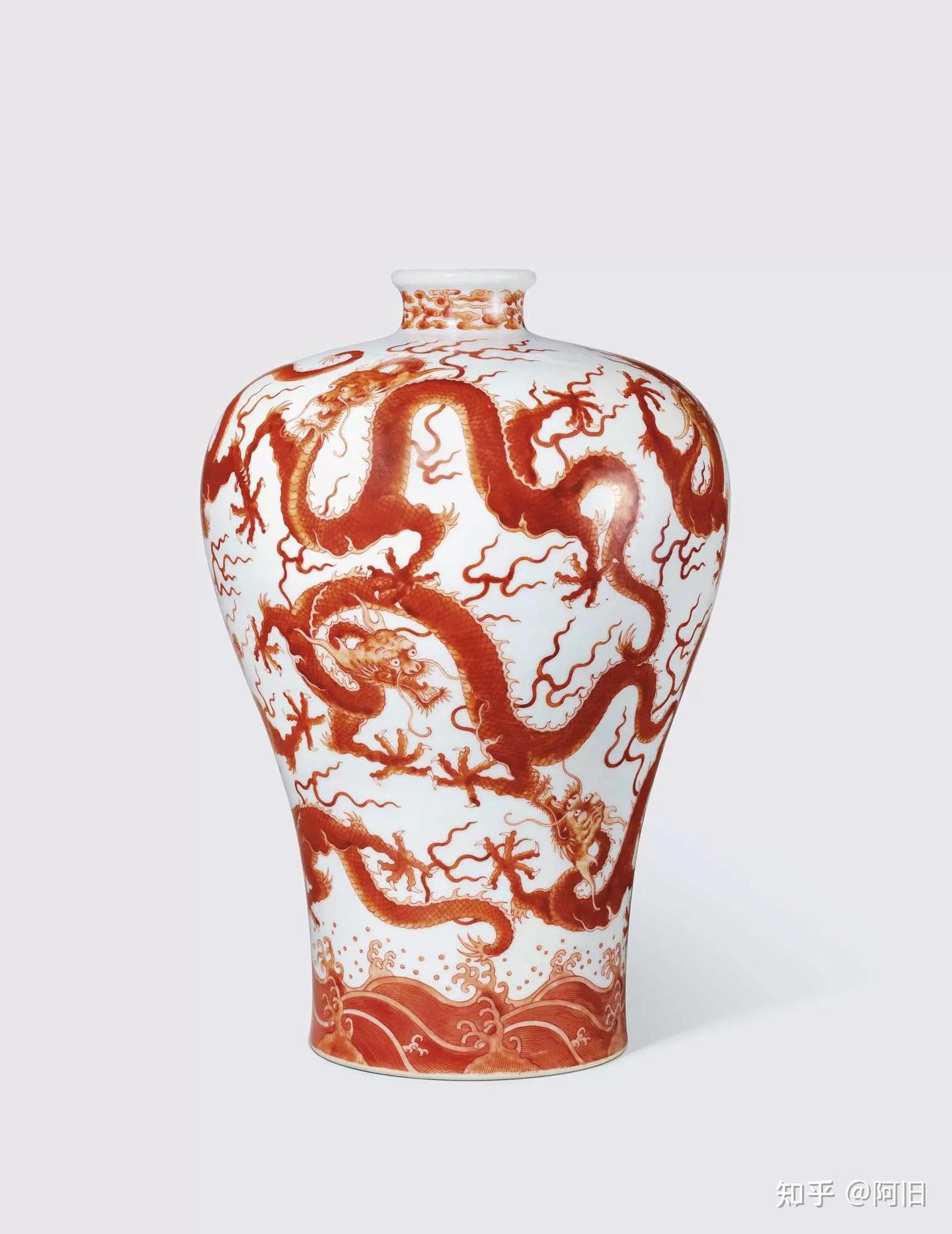中国古美術・大清雍正款・青花海水彫刻蒼龍教子図梅瓶・花瓶・茶道具・陶磁器・青花磁 嘉德2024秋拍·清雍正珊瑚红九龙闹海图梅瓶- 知乎