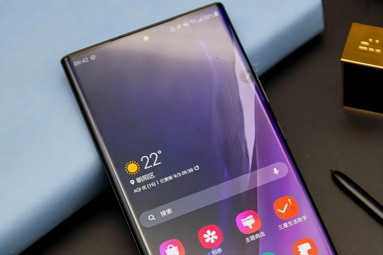 三星降价1700元12256gb1亿像素比华为mate40pro值