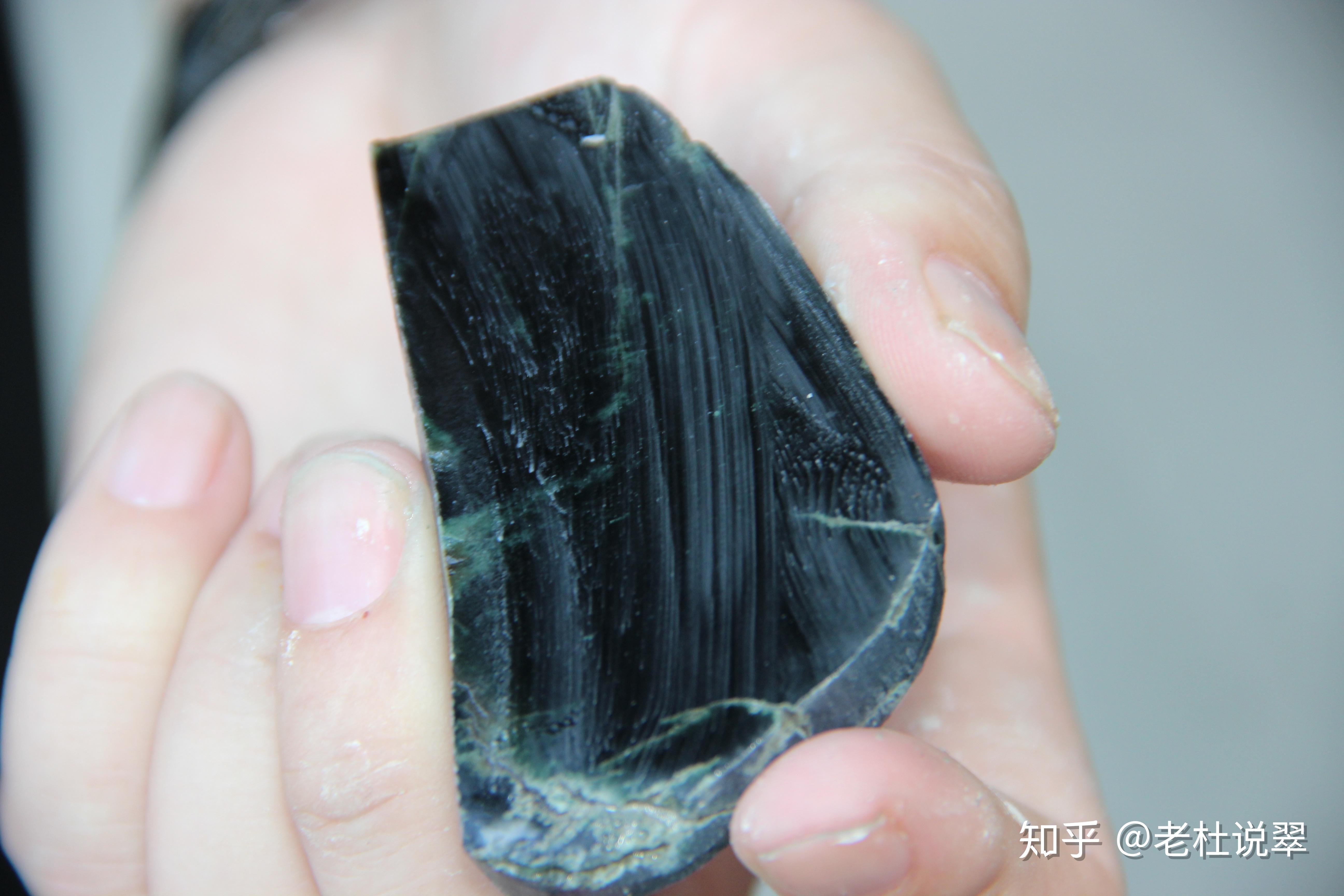 如何判断墨翠的品质?-原石篇 - 知乎