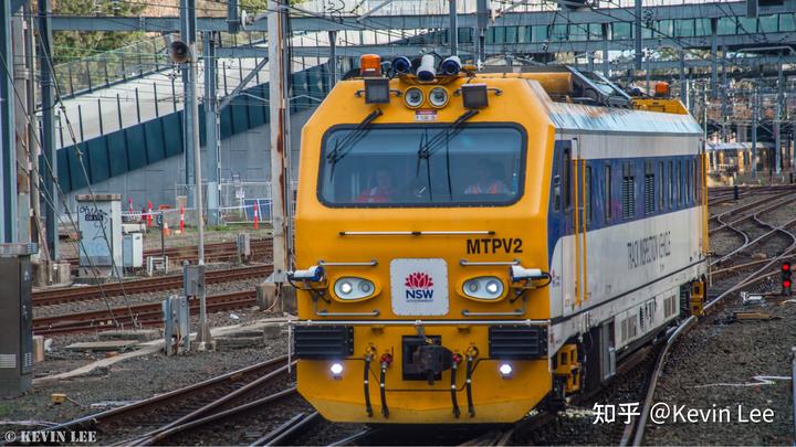 铁路上除了跑旅客列车和货运列车,还会跑什么车? 2 v2 1cb828e3c620634a1da4fb1793742ed4 720w