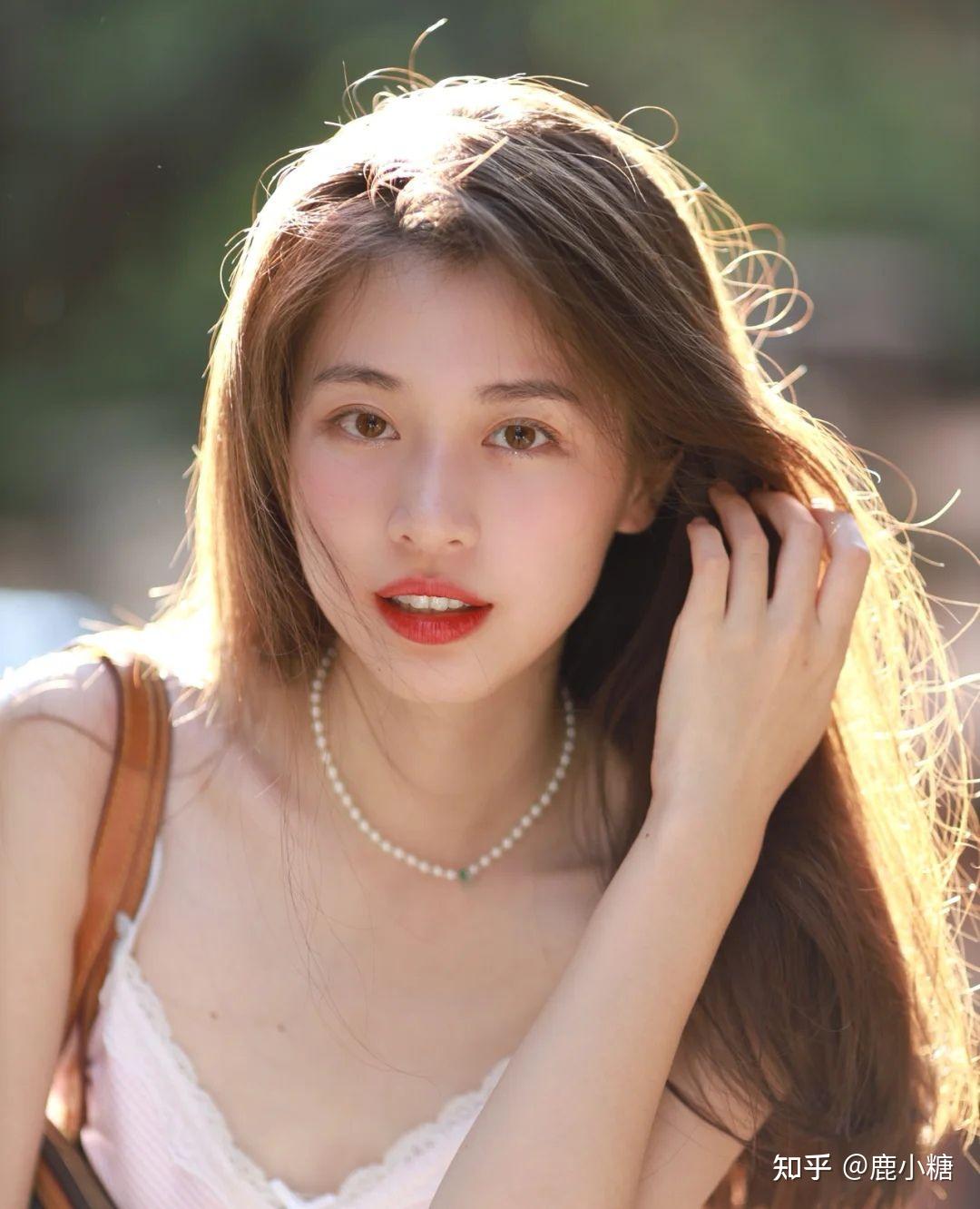 鹿小糖的美女推送,第1期:爱笑的女孩子都很可爱 - 知乎