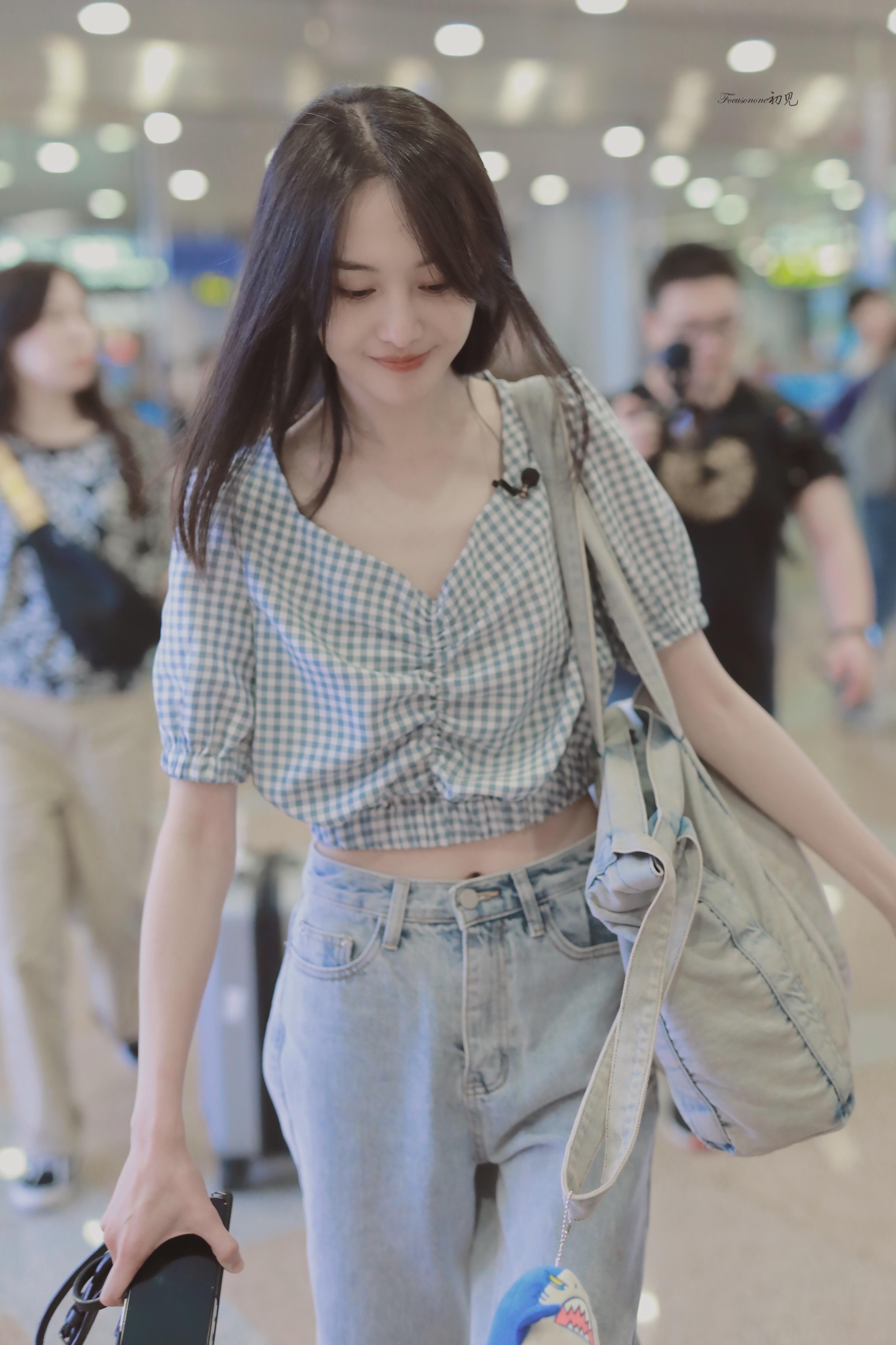 如何评价郑爽现任男朋友张恒?