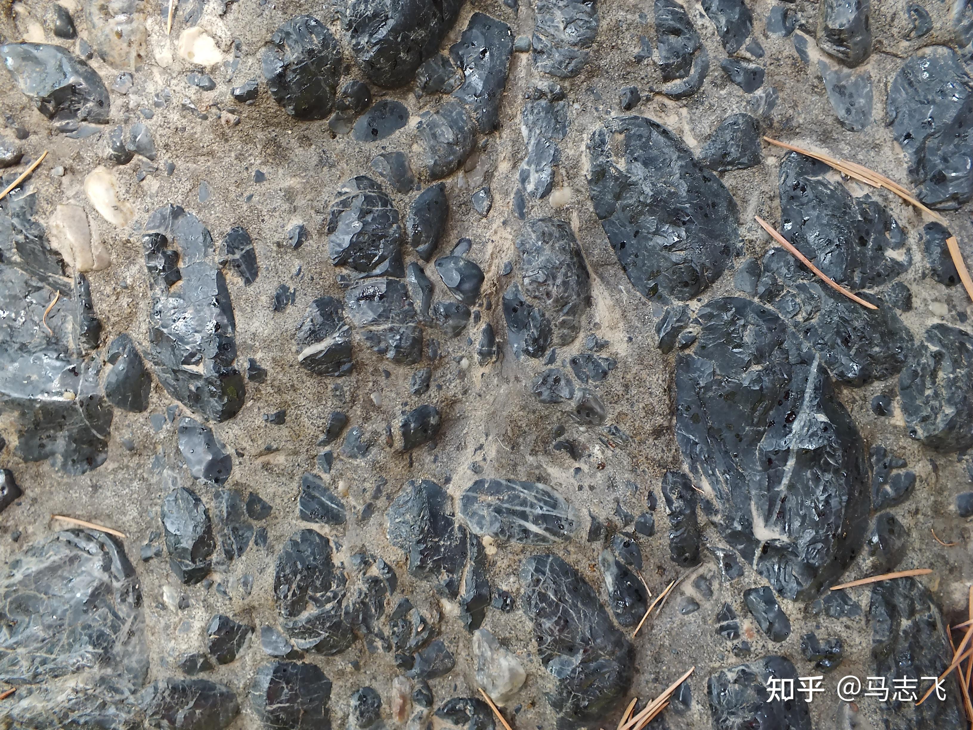 《流浪地球》中的火石究竟是什么东西?现实中有火石吗? - 知乎