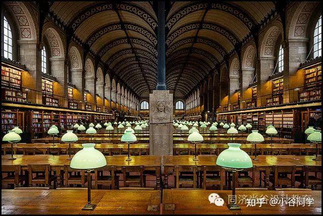 圣吉纳维夫图书馆克里斯托弗·雷恩(sir christopher wren)国家:英国
