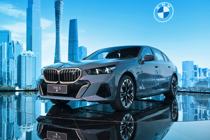 广州车展新车大战谁的广告片更带感