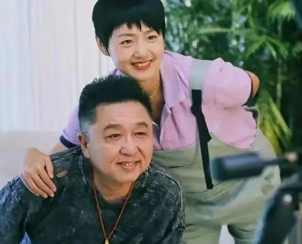 于谦妻子近照曝光,隐藏多年长这样,难怪郭德纲这么"惦记"她